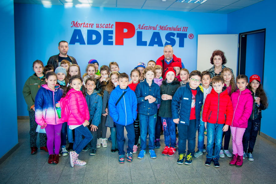 AdePlast, deschidere pentru educaţia tinerei generaţii