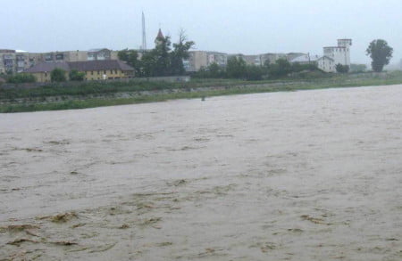inundatii 2010 Moldova