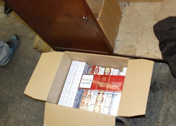 Țigări și alcool, confiscate de polițiști la Tămășeni