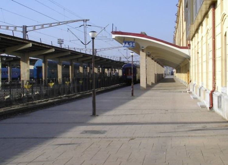 Trenuri suplimentare către Iași, pentru sărbătoarea Sfintei Parascheva