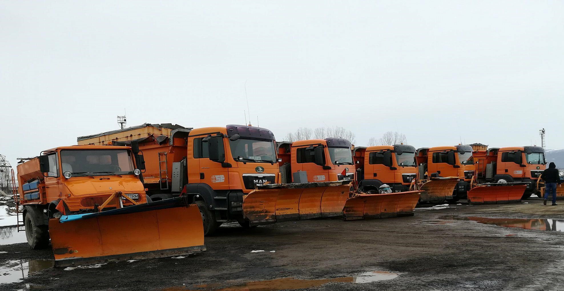 Peste 62.000 de tone de antiderapant răspândite pe drumurile din Moldova, în această iarnă