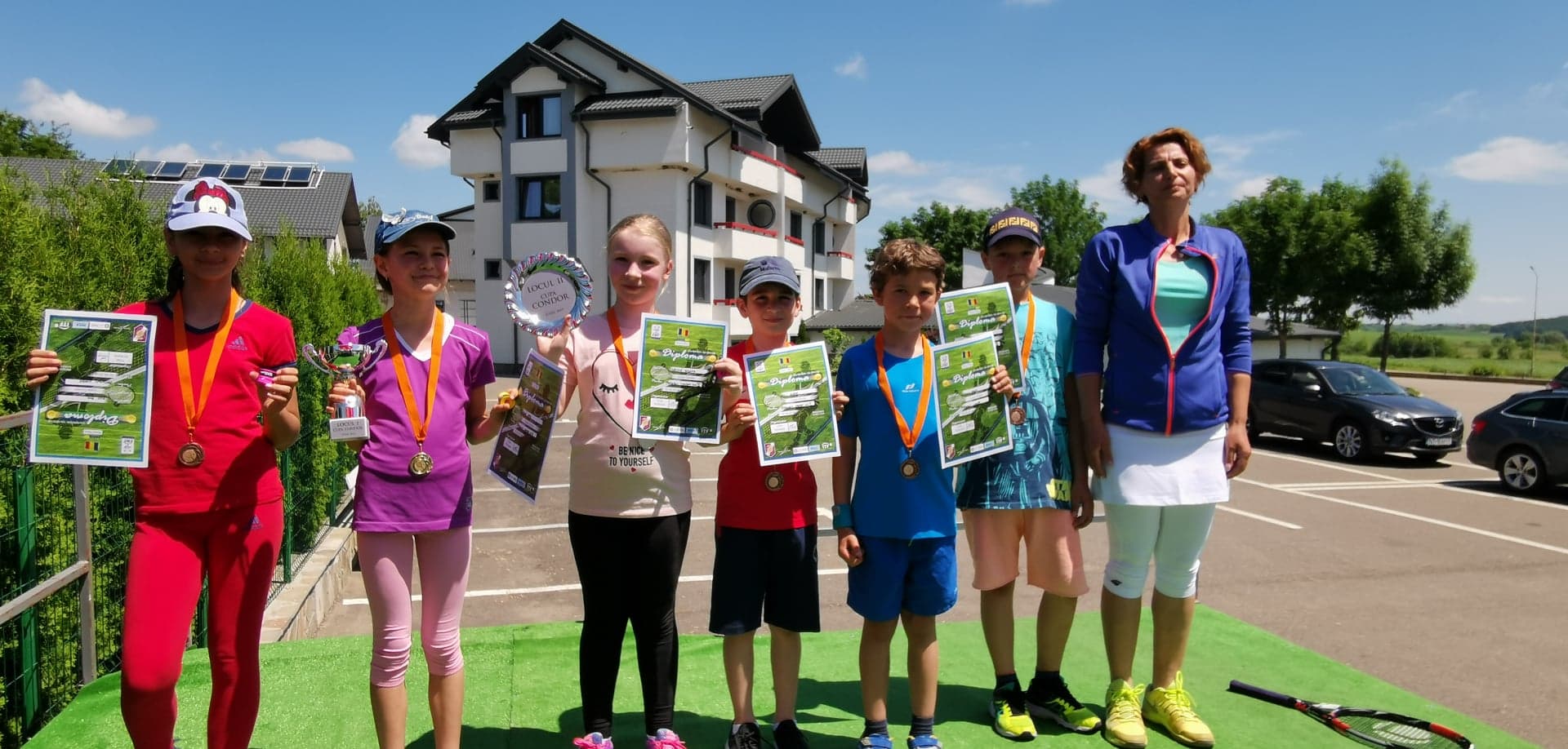 Câștigătorii turneului Cupa Condor la tenis de câmp