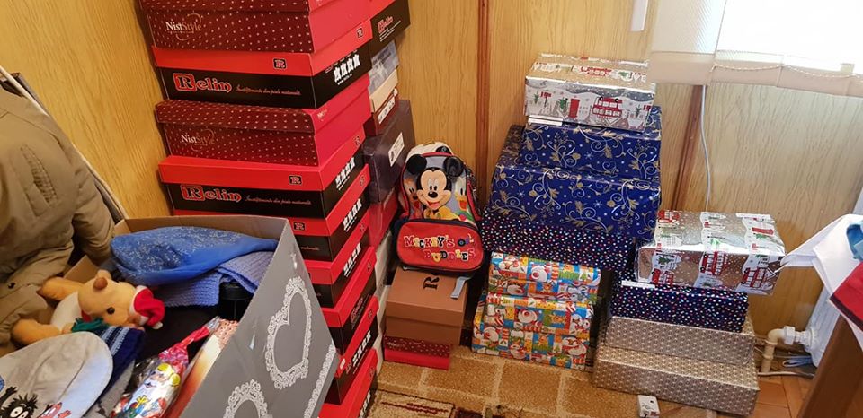 ShoeBox Roman – Dăruiți cutii cu daruri copiilor care nu au de niciunele