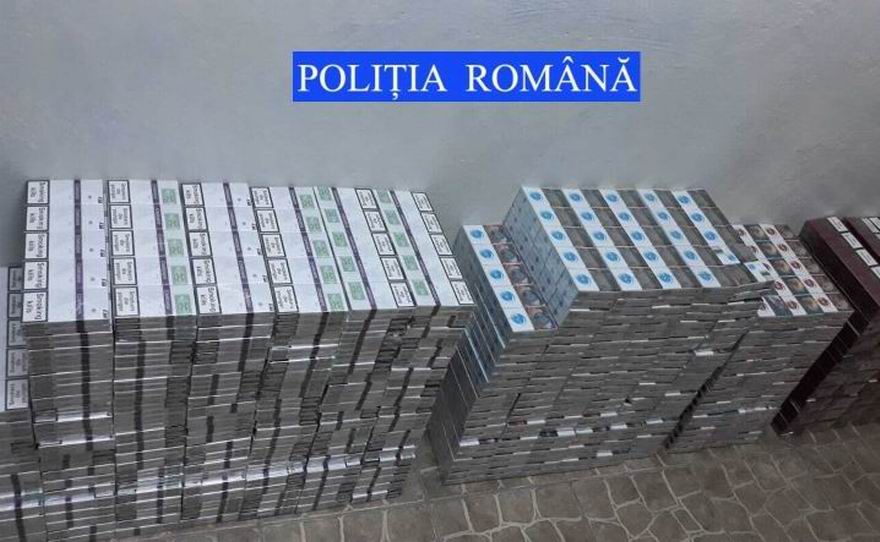 58.000 de ţigări de contrabandă, descoperite de poliţişti